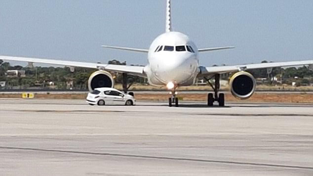 Spanish aircraft crashes into a car at Alicante airport