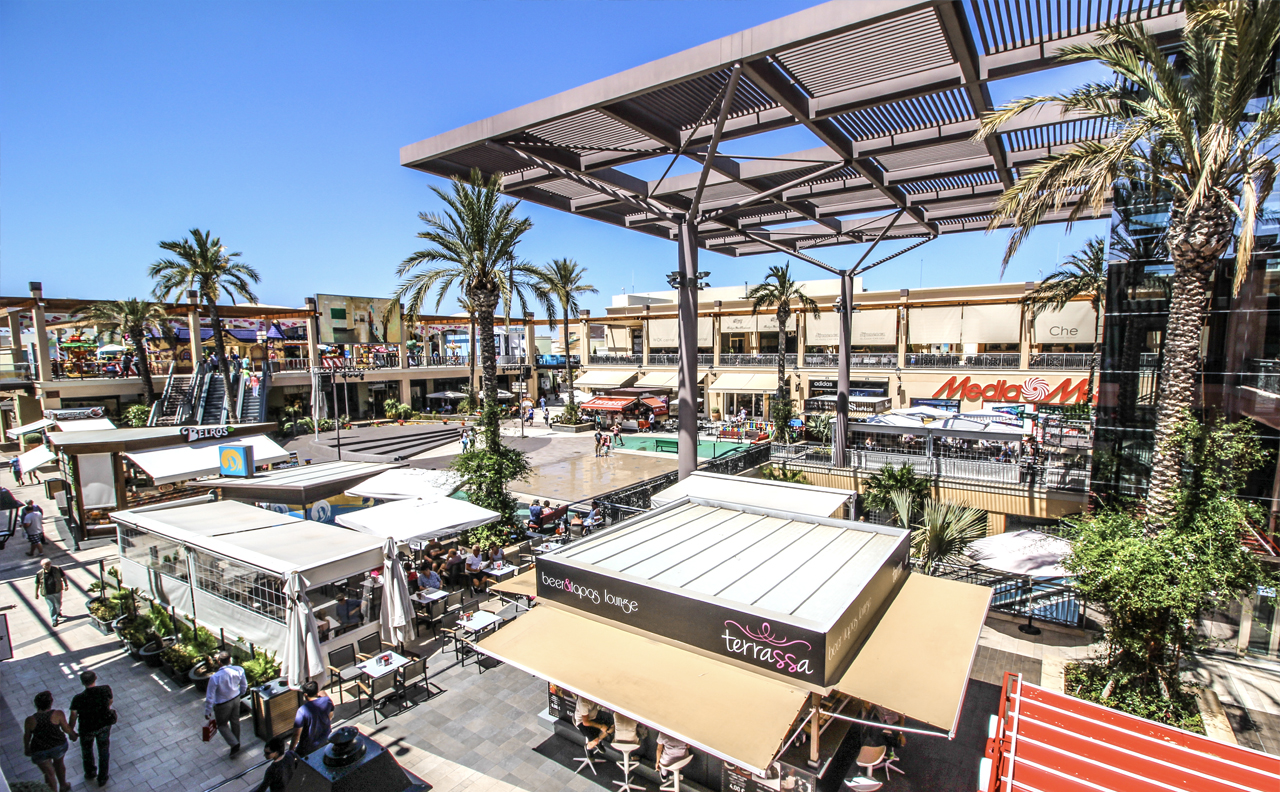 La Zenia Boulevard opening times for 2020