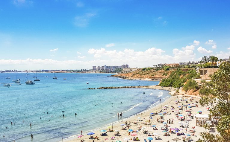 Playa Cala La Caleta beach in Cabo Roig