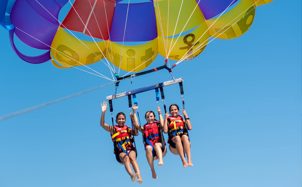 Jetski, paragliding, banana boats, and pedalos in La Zenia